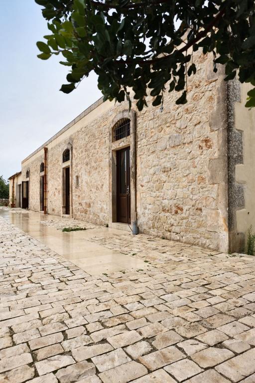 Agriturismo Gaia Villa Noto Rum bild