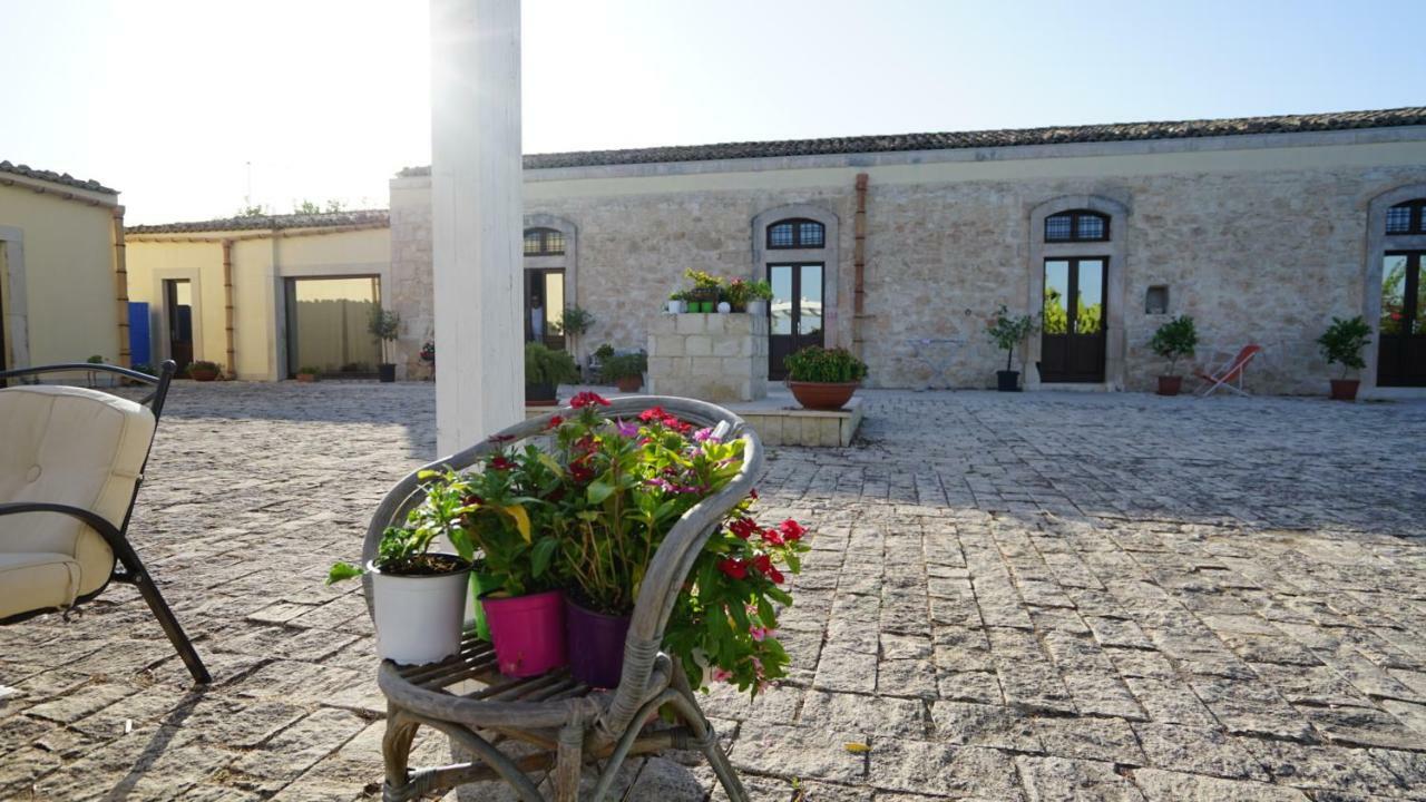 Agriturismo Gaia Villa Noto Exteriör bild