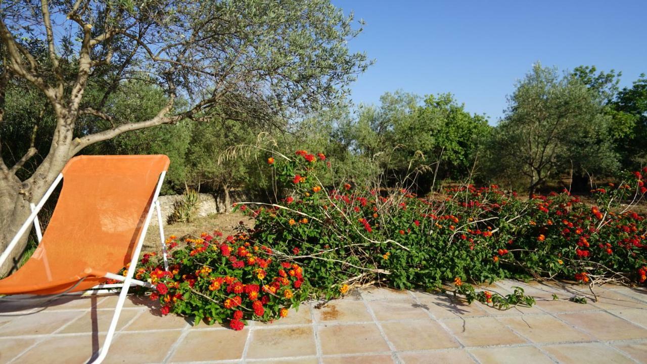 Agriturismo Gaia Villa Noto Exteriör bild