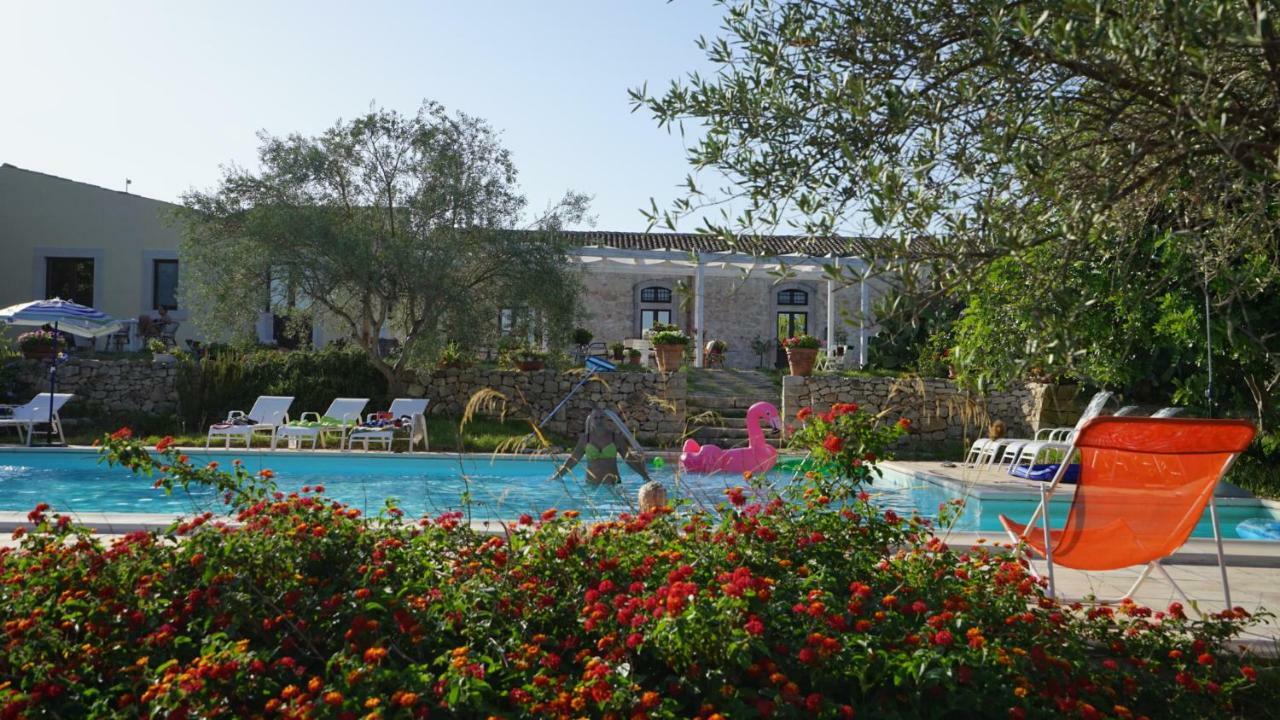 Agriturismo Gaia Villa Noto Exteriör bild